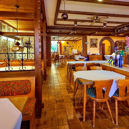 - Garni - Wolfshof 2*