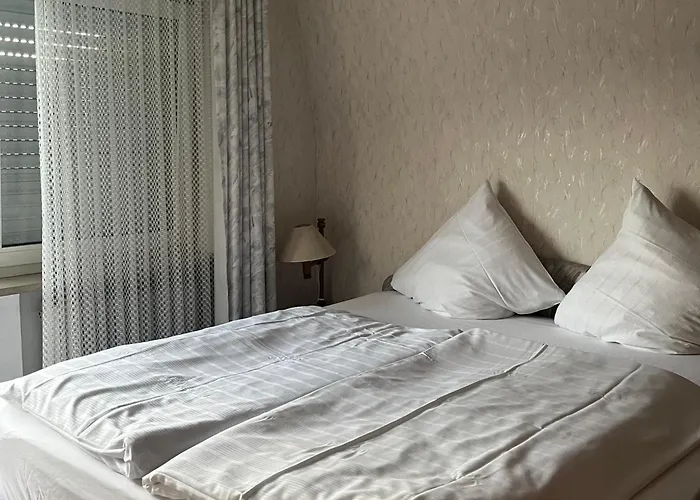 Отель - Garni - Wolfshof Трабен-Трарбах